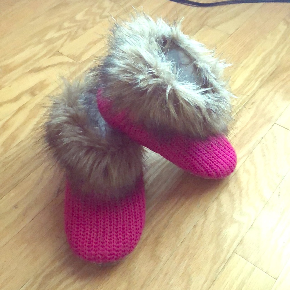 SOLD. Little Girls House Slippers - Picture 1 of 8